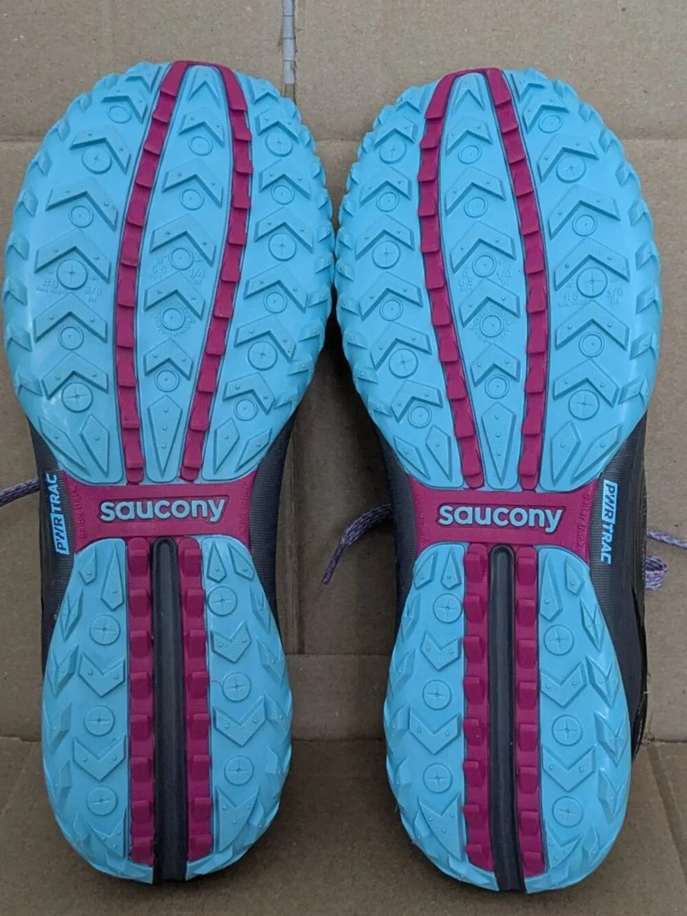 Saucony Mad River TR2 Trail Running Shoe Womens Size 12 Black Navy Blue Snecker